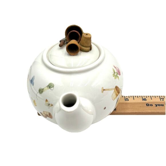 Marjolein Bastin Hallmark Teapot Birdhouse Birds Bees Butterfly w Flowerpot Lid - Picture 10 of 10